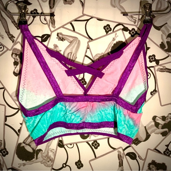 Strappy Bralette - Picture 3 of 4